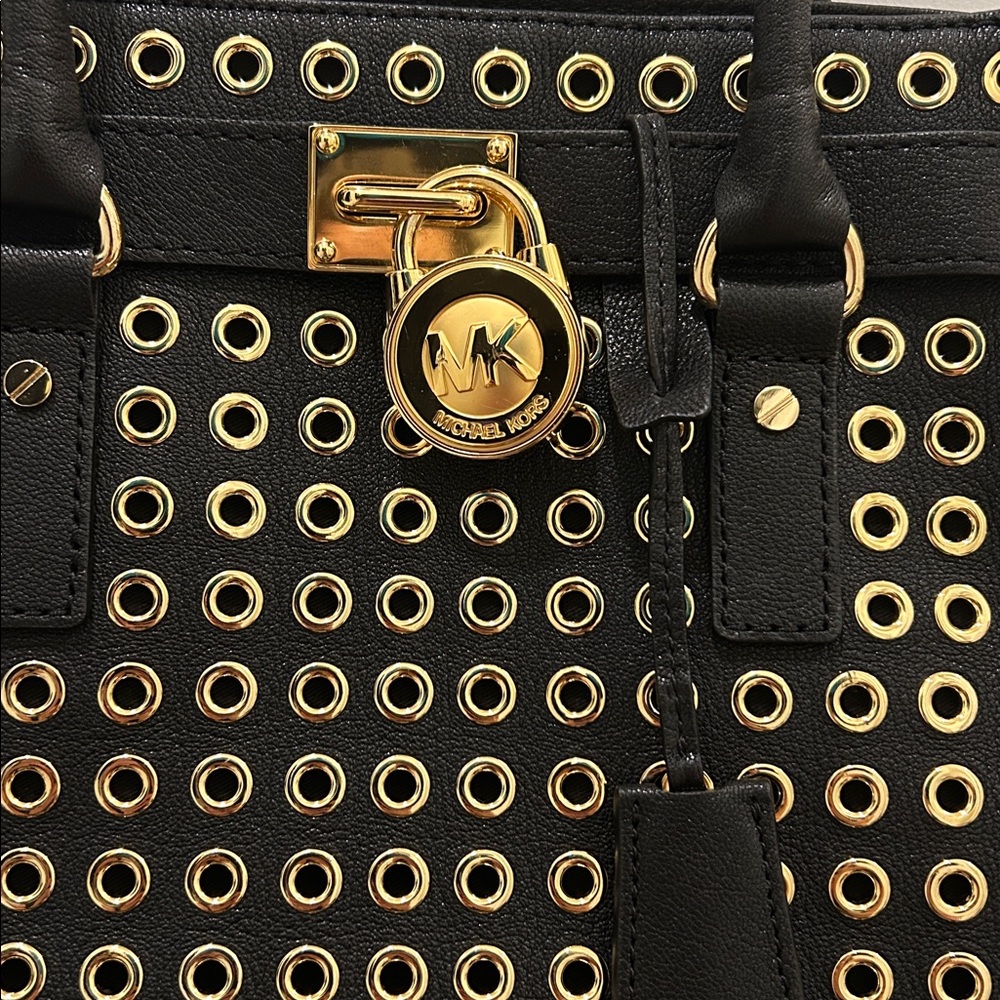 Michael Kors (NWOT) Hamilton Grommet Tote - Picture 3 of 16